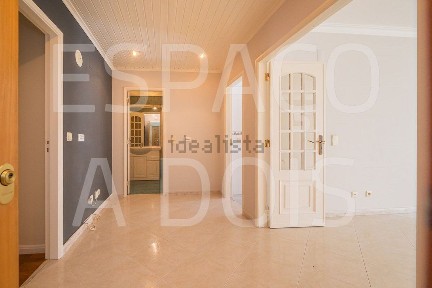 Arrendamento de apartamento T2 na Massamá Norte
