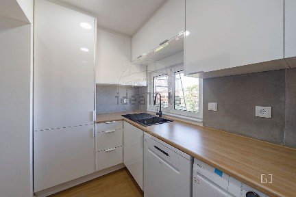 Arrendamento de apartamento T2 na Rua Alexandre de Sá Pinto