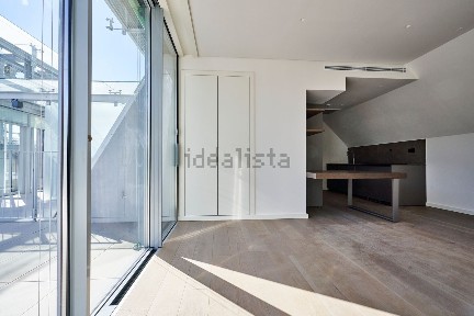 Arrendamento de apartamento T1 na Rua do Telhal aos Olivais