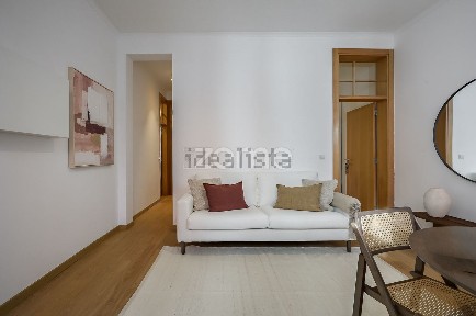 Arrendamento de apartamento T2 na Rua do Olival, 39