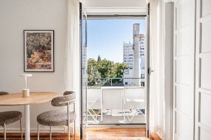 Arrendamento de apartamento T2 na Rua Lopes