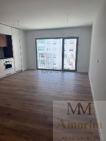 Arrendamento de apartamento T0 em Santa Clara