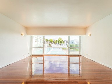 Arrendamento de apartamento T2 na Rua Quirino da Fonseca, 2