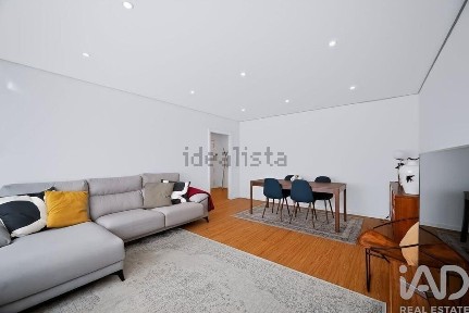Arrendamento de apartamento T3 no Alto dos Moinhos