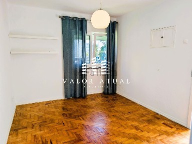 Arrendamento de apartamento T1 na Rua Almirante Campos Rodrigues