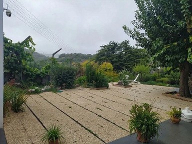 Quinta à venda no Largo de São Pedro