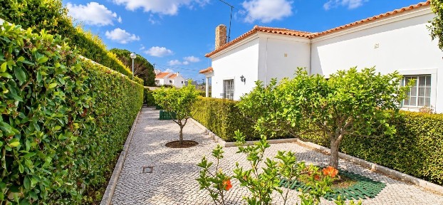 Moradia independente à venda na Ericeira Norte