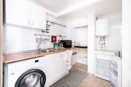 Arrendamento de apartamento T0 na Rua do Vigário