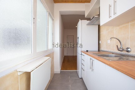 Arrendamento de apartamento T1 na Rua João XXI, 5
