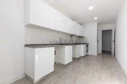 Alvalade, Bairro S. Miguel - Entrecampos, Praça Francisco de Morais