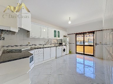 Arrendamento de apartamento T2 na Rua Dona Brites