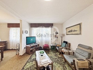 Duplex à venda em Santo António dos Cavaleiros e Frielas
