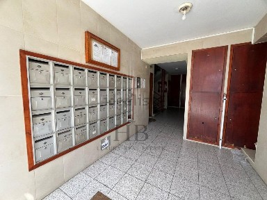 Apartamento T2 à venda na Rua José Dias Coelho