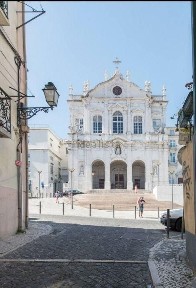 Apartamento T1 à venda na Rua do Vale, 27