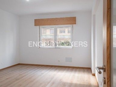 Apartamento T2 à venda no Casal de São Brás - Vila Chã
