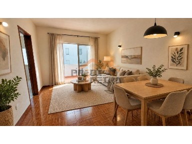 Apartamento T2 à venda no Bairro do Rosário