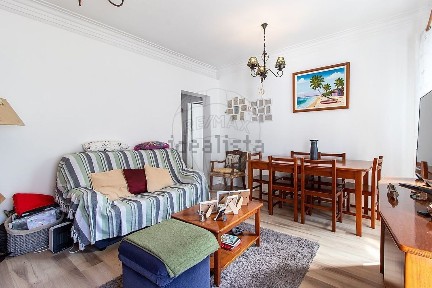 Apartamento T2 à venda na Rua de Macau, 14