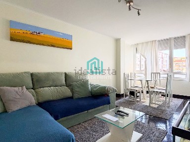 Apartamento T2 à venda na Rua Bombeiros Voluntários, 8