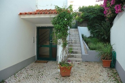 Apartamento T2 à venda na Rua Doutor João de Barros, 230