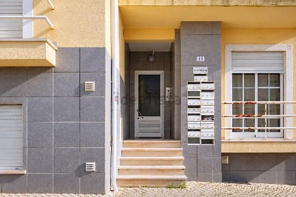 Apartamento T2 à venda na Rua da Praia, 15