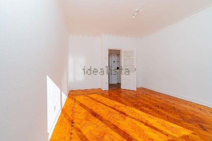 Apartamento T2 à venda na Travessa São Domingos de Benfica, 8