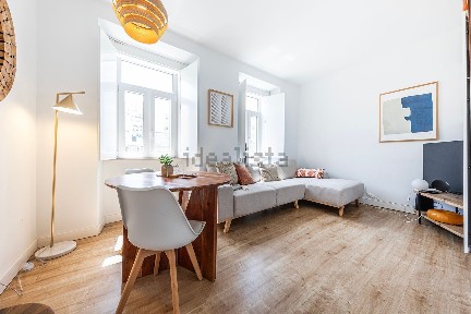Apartamento T1 à venda na Rua Maria da Fonte