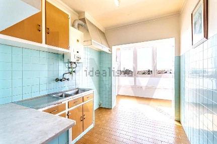 Apartamento T2 à venda na Rua 29 de Novembro, 86