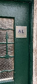Apartamento T2 à venda na Rua do Poço dos Negros, 48