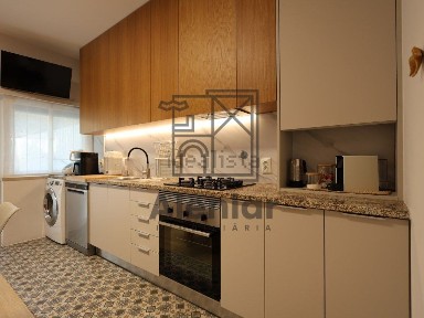 Apartamento T2 à venda na Rua Gago Coutinho
