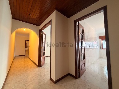 Apartamento T2 à venda na Rua Cidade de Faro, 1