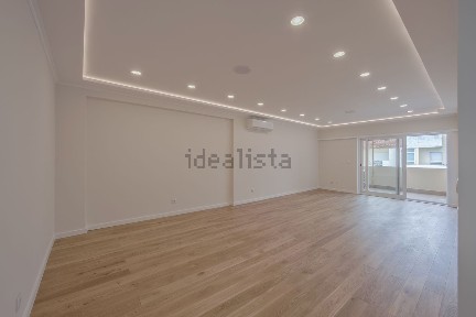 Apartamento T3 à venda na Jardins da Parede