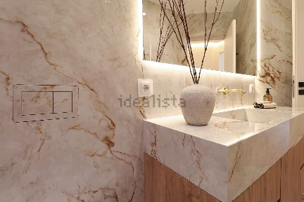 Apartamento T2 à venda na Avenida de Berna, 44