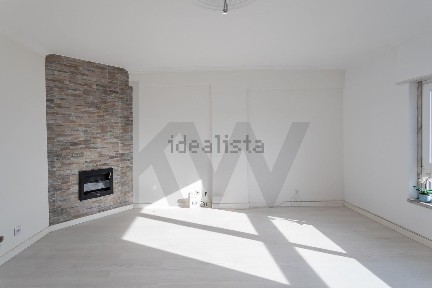 Apartamento T2 à venda na Rua do Casal s/n