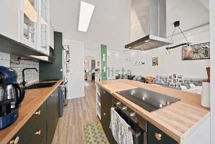 Apartamento T2 à venda na Rua Montepio Geral, 36
