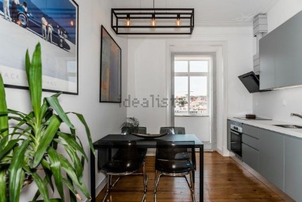 Apartamento T2 à venda na Rua da Bombarda