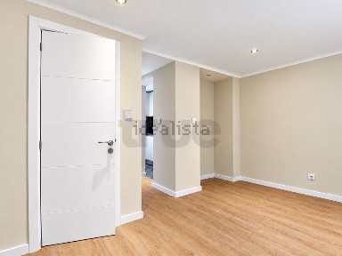 Apartamento T2 à venda na Rua Pedro Dias