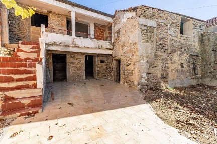 Casa ou moradia à venda na Rua da Lomba