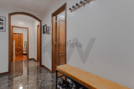 Arrendamento de apartamento T1 na Coimbrões