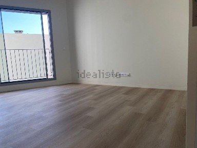 Arrendamento de apartamento T1 na Rua Cima