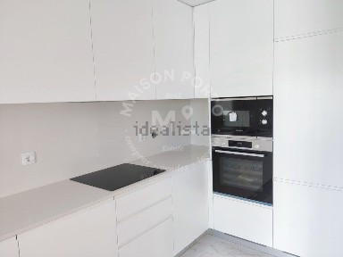 Arrendamento de apartamento T1 na Areosa - Fernão de Magalhães