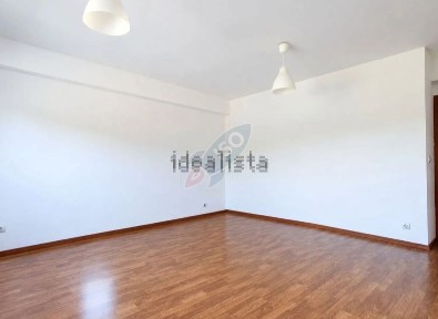 Arrendamento de apartamento T2 na Contumil - Nicolau Nasoni