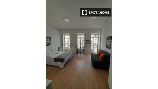 Arrendamento de apartamento T0 na Rua de Cedofeita