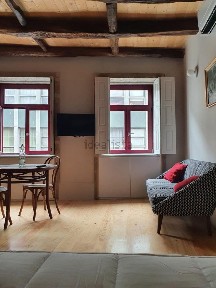 Arrendamento de apartamento T0 na Rua Formosa, 66