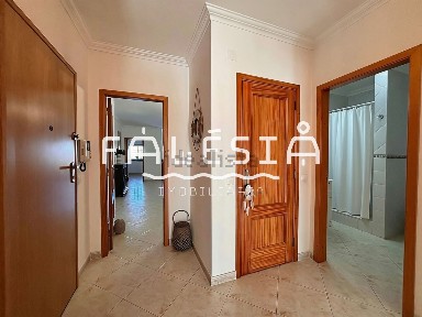 Apartamento T2 à venda na Rua dos Portugueses
