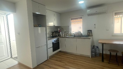 Moradia em banda à venda na Travessa da Quelha, 3