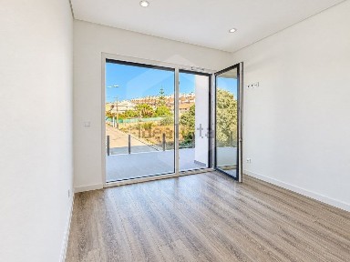 Apartamento T2 à venda na Rua Augusto Rosa, 12