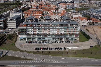 Apartamento T4 à venda na Rua da Guiné Bissau