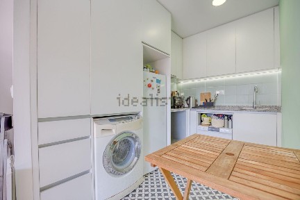 Apartamento T1 à venda na Travessa do Monte Louro, 31