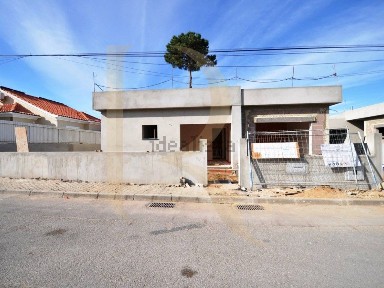 Moradia independente à venda na Oleiros - Aldeia de Irmãos - Quinta do Picão