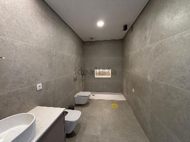 Moradia independente à venda na Quinta das Laranjeiras